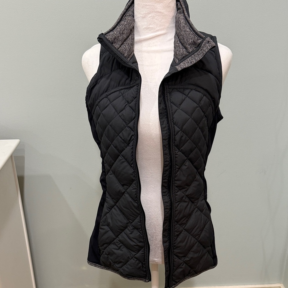 Lululemon Black Quilted Vest with Gray Lining